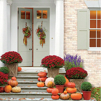 20+ Fall Door Decor Ideas How To Create A Fall Door Wreath thumbnail