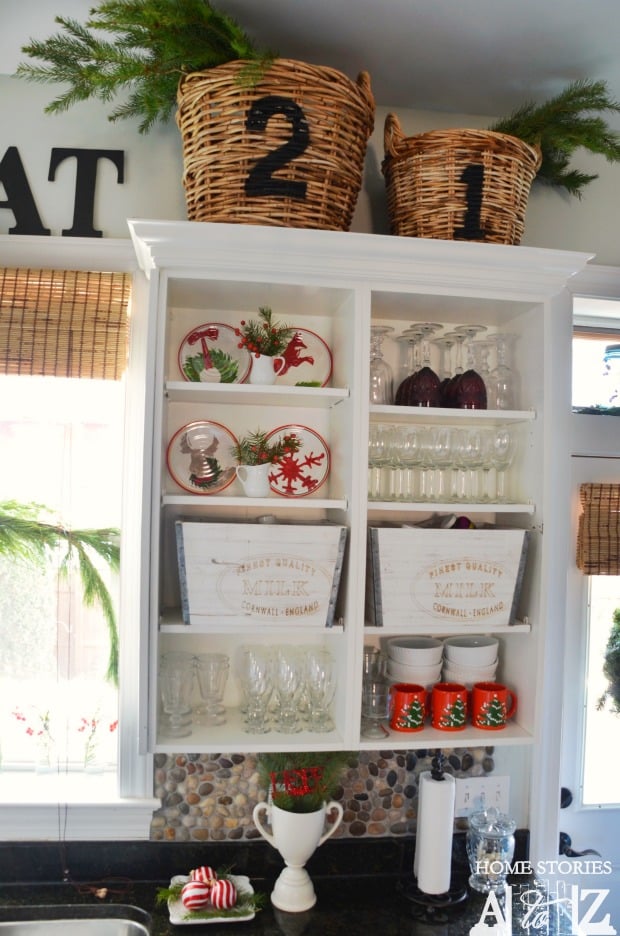 christmas-ready-shelves