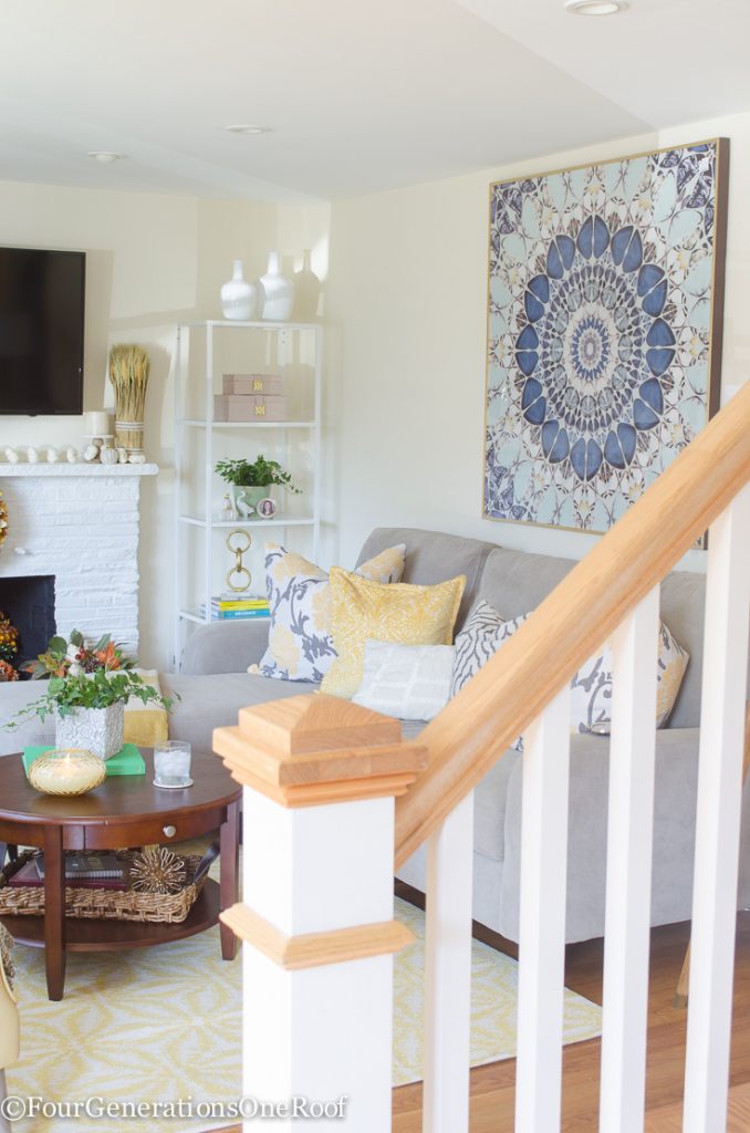 Beautiful Transitional Living Room | Crisp Linen by Sherwin Williams 