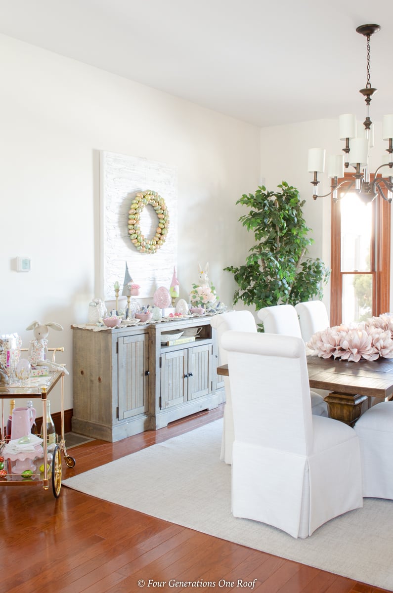 Easter Dining Room Decorating Ideas with bunny station