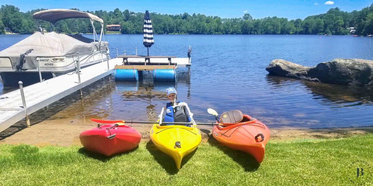 lake house Airbnb vacation rental in New Hampshire with direct waterfront access and private dock and kayaks