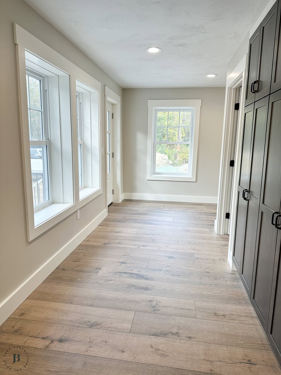 benjamin moore pale oak paint color with brown kitchen pantry cabinets